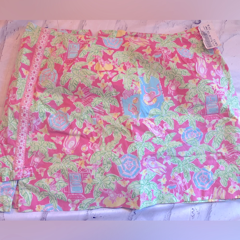 Lilly Pulitzer Skirt: Women’s Size 6 - Taboo Elephants/Palm Trees